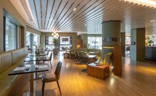 Отель The Morrison Dublin - a DoubleTree by Hilton Hotel Дублин-5