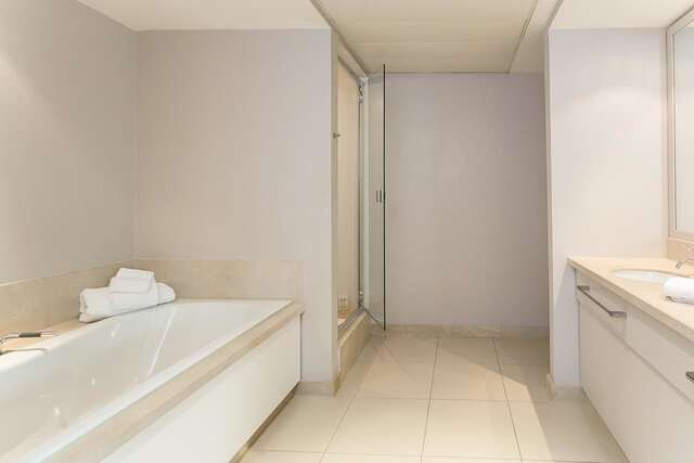 Отель The Morrison Dublin - a DoubleTree by Hilton Hotel Дублин-32
