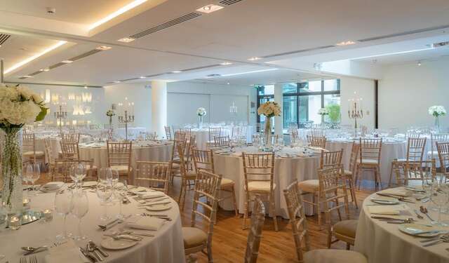 Отель The Morrison Dublin - a DoubleTree by Hilton Hotel Дублин-36