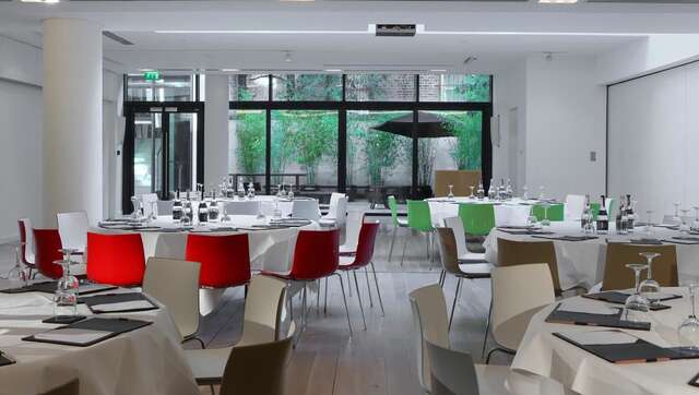 Отель The Morrison Dublin - a DoubleTree by Hilton Hotel Дублин-44